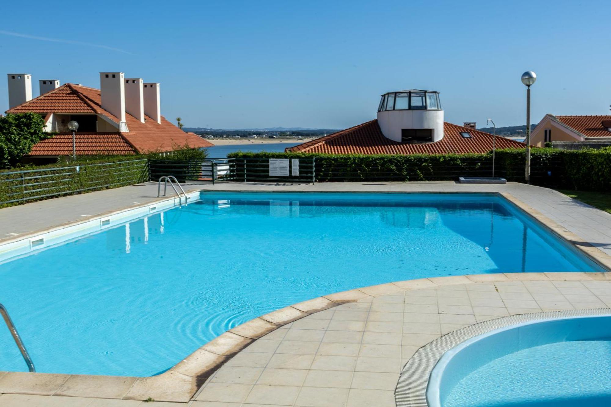 Baia - A Poucos Metros Da Baia Apartman São Martinho do Porto Kültér fotó